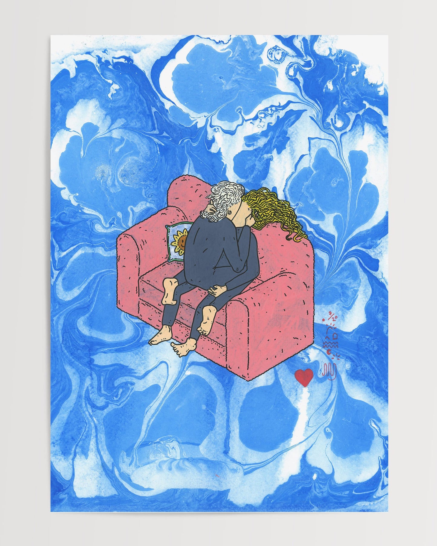 Couch Kiss
